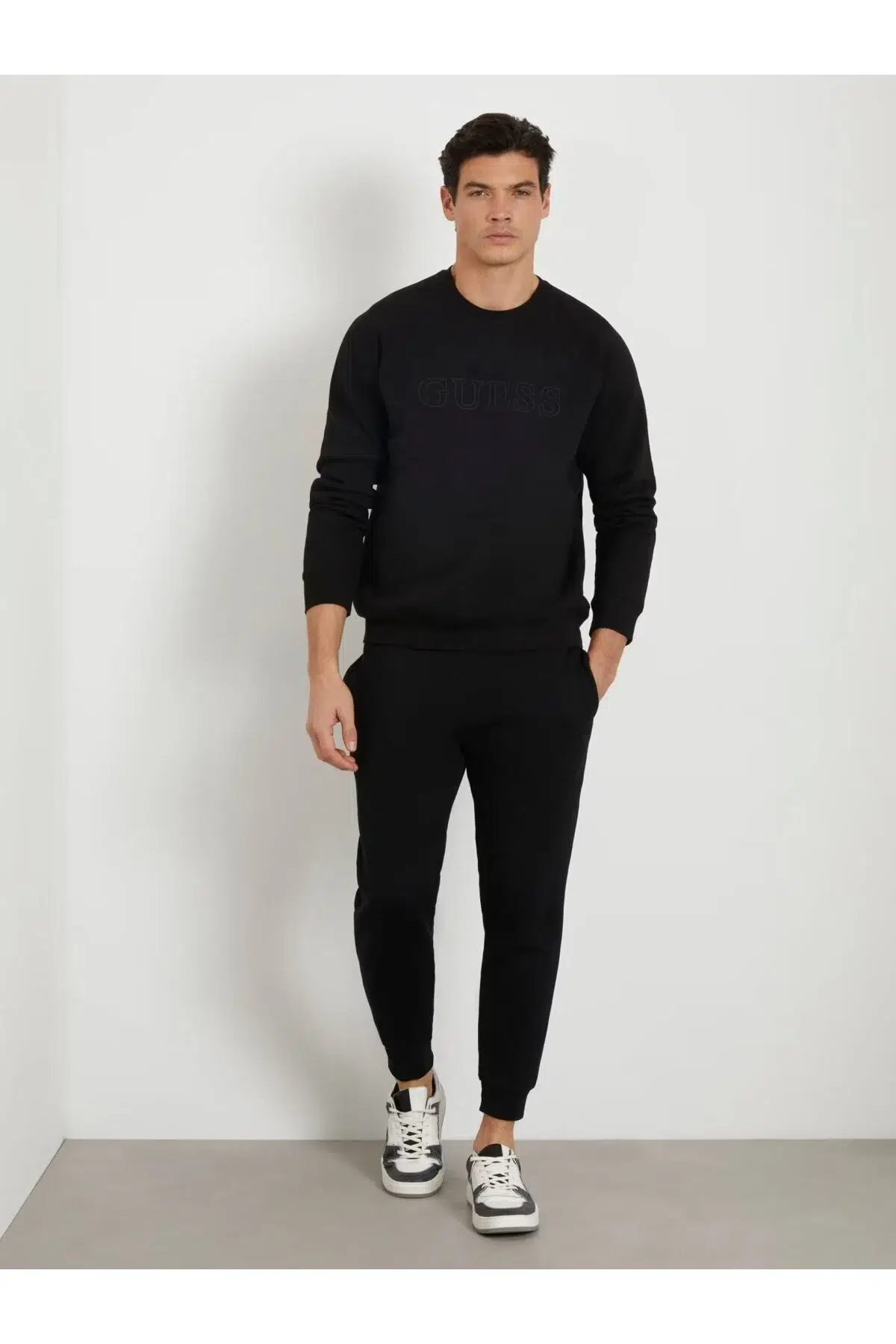 GUESS Aldwin Erkek Jogger Eşofman Altı Z2YB22K9V31 - SİYAH