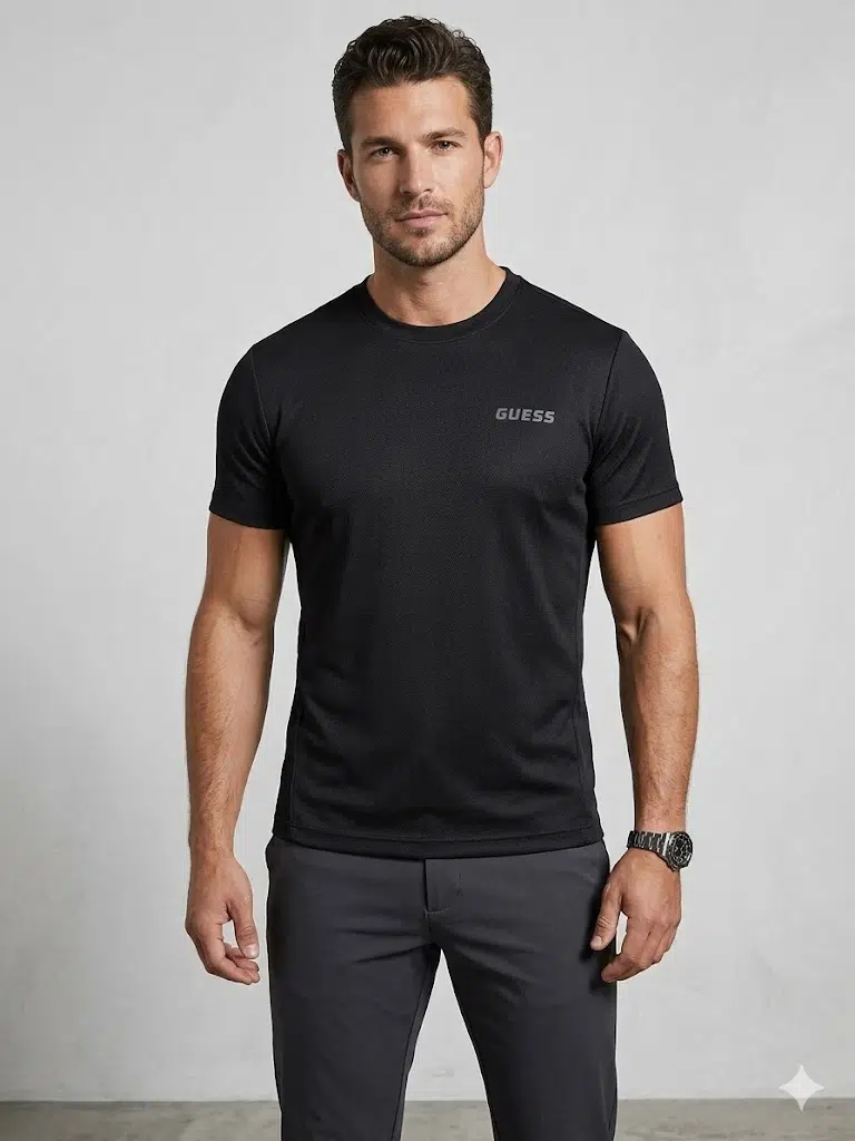 GUESS Erkek Siyah Bisiklet Yaka Kısa Kollu Spor ve Günlük T-Shirt Z6GI05K2846 - SİYAH