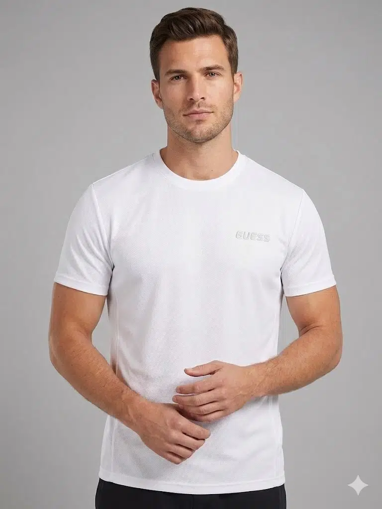 GUESS Erkek Siyah Bisiklet Yaka Kısa Kollu Spor ve Günlük T-Shirt Z6GI05K2846 - BEYAZ