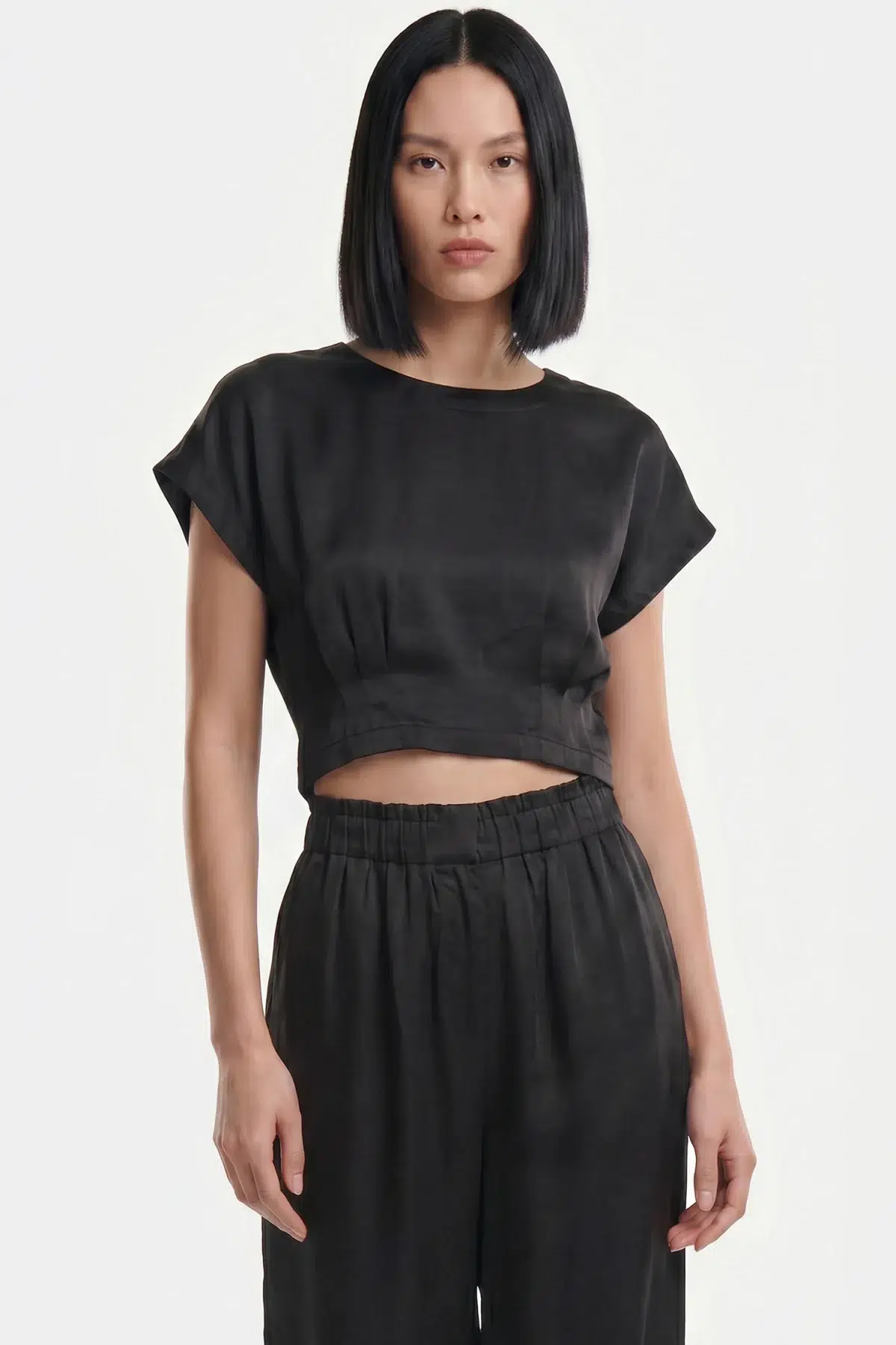 ON TRİKO Pile Detaylı Crop Bluz 74448 - SİYAH